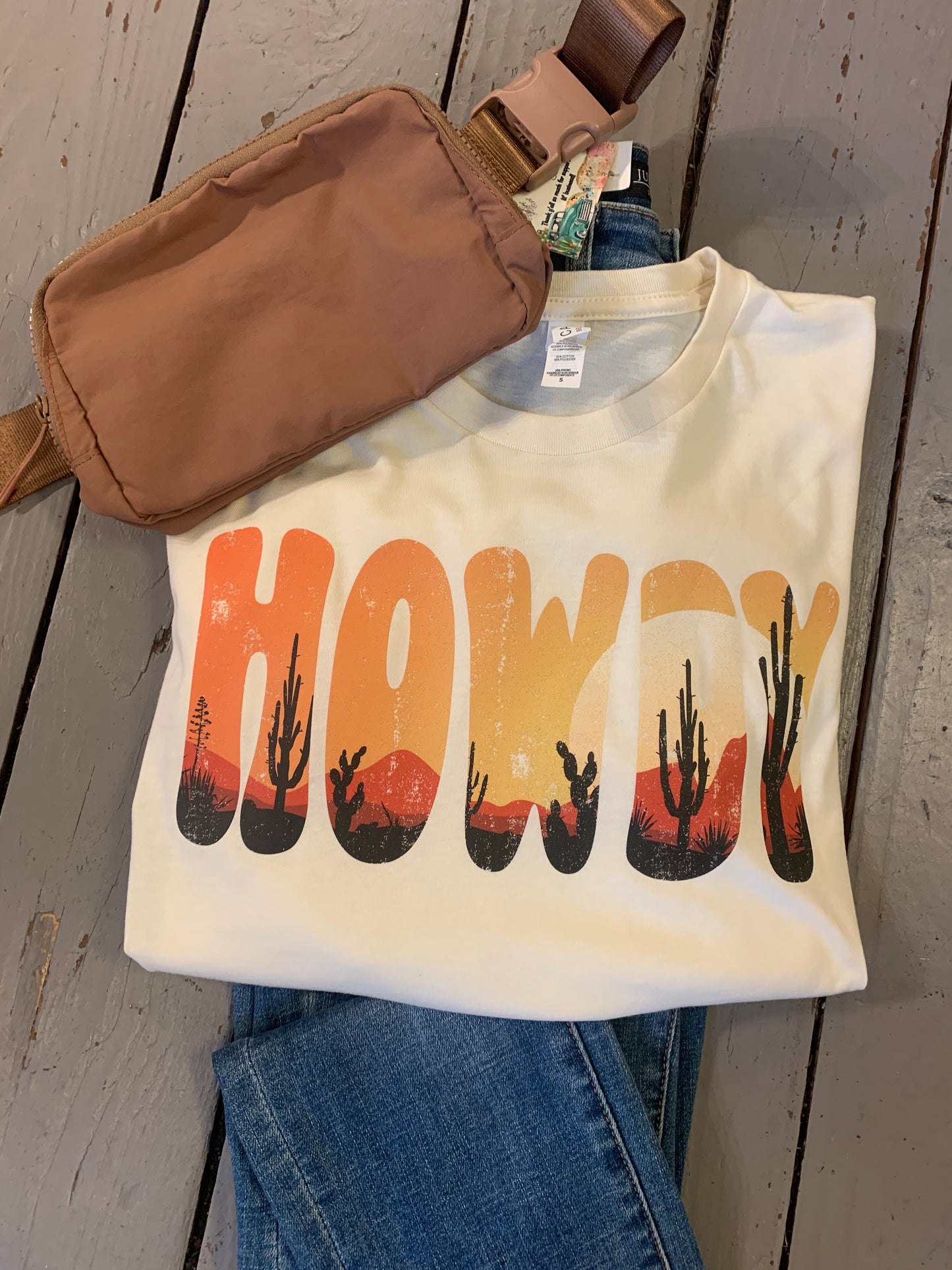 Howdy Graphic Tee