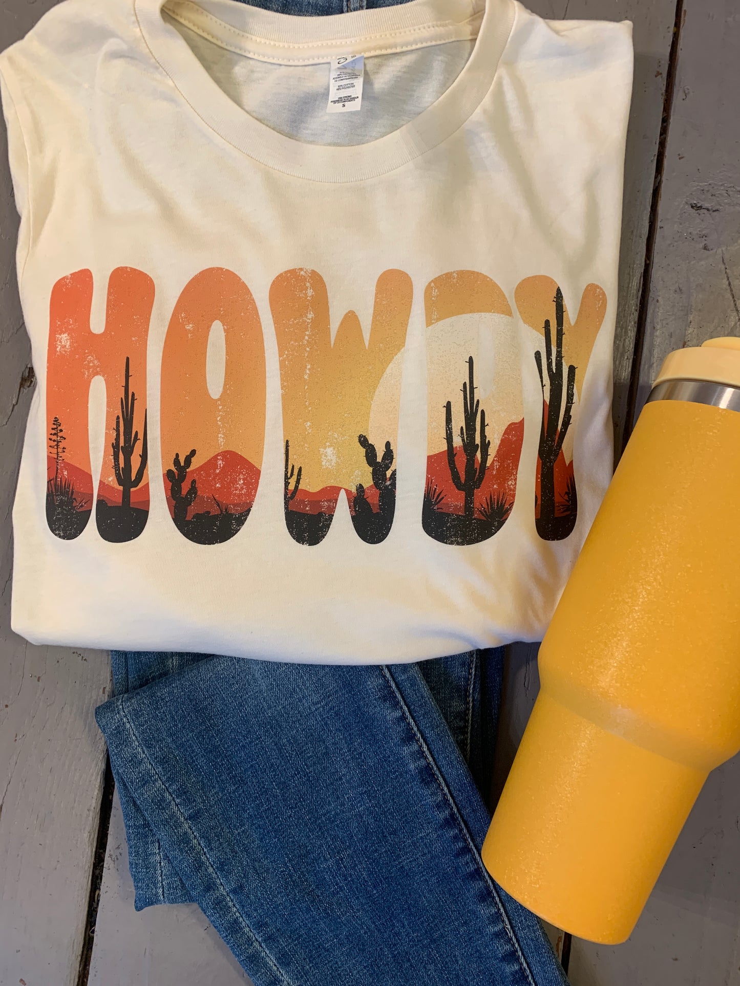 Howdy Graphic Tee