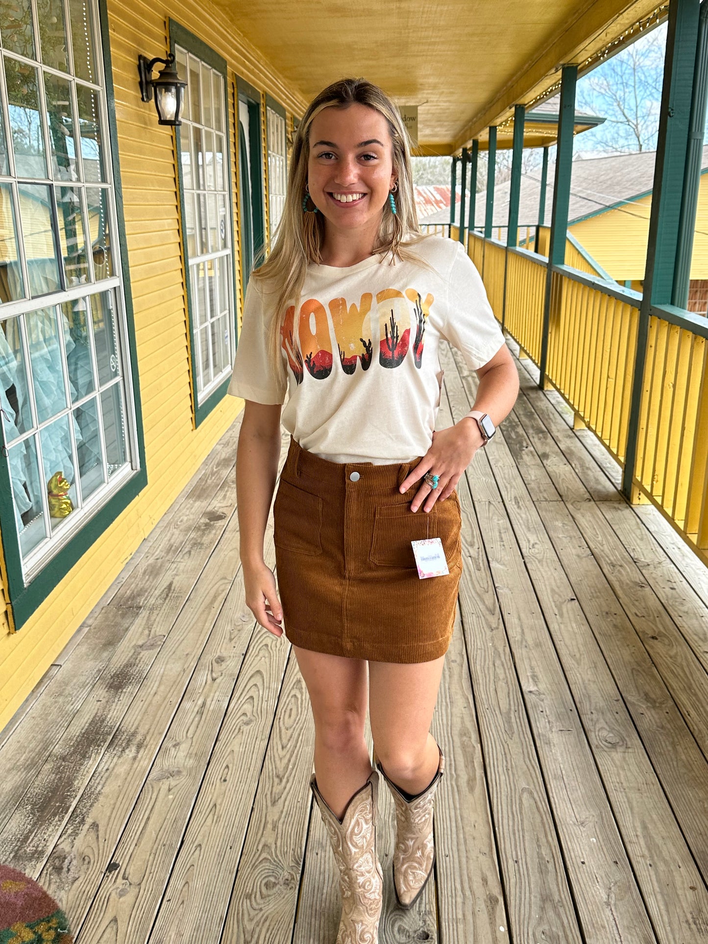 Howdy Graphic Tee