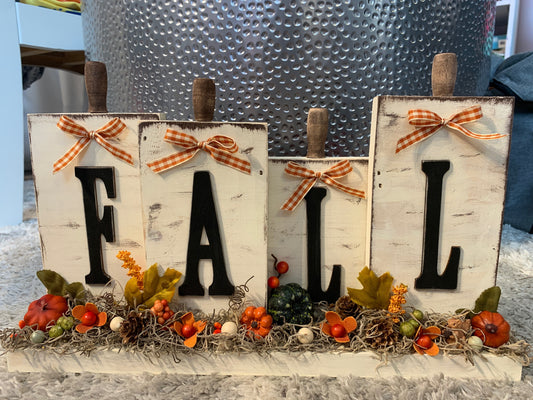 Reversible "Fall" and "Noel" Display