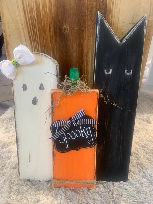 "Spooky Trio" Wooden Décor