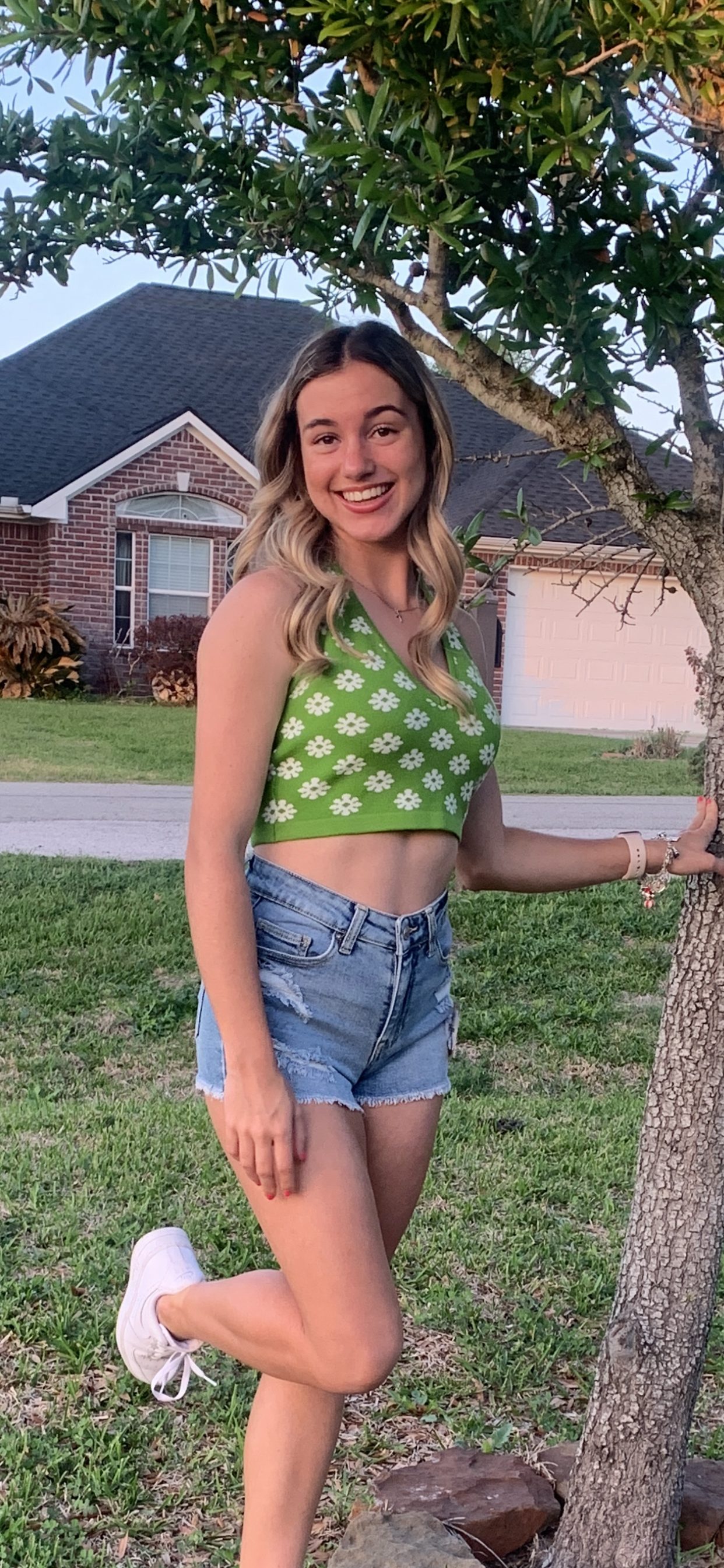 Green Daisy Print Halter Top